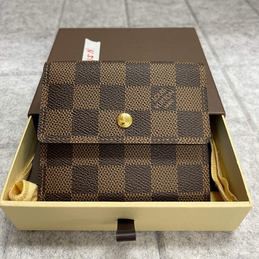 Louis Vuitton Damier Ebene Wallet